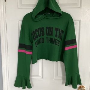 ZARA Trafaluc Bell Sleeve Cropped Hoodie M